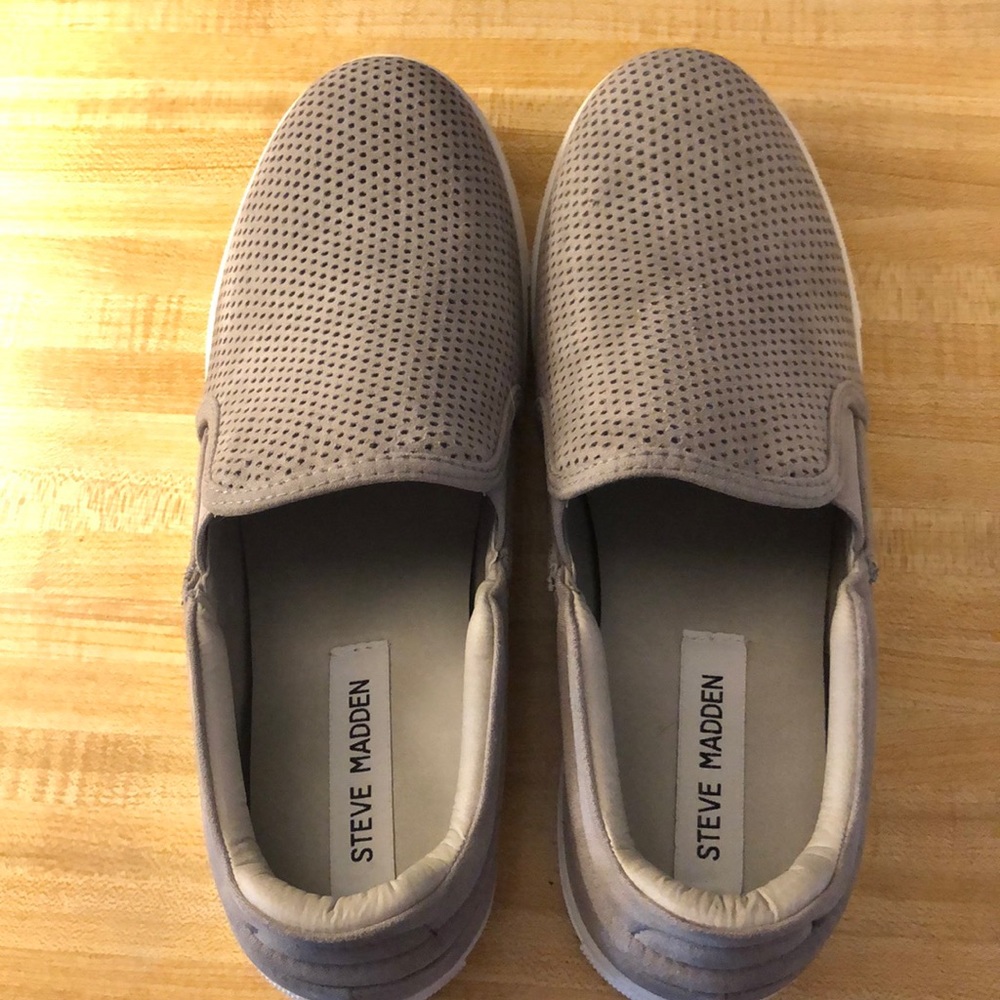 Steve Madden slip on shoes